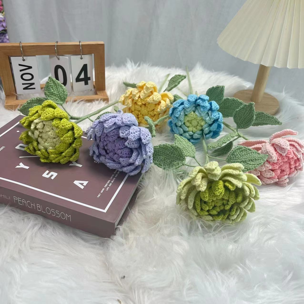 Dahlia Finished Products Handm - Yarn Home Decor 评论和价格