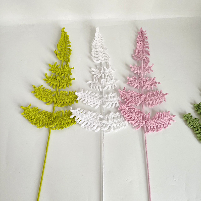 New Flower Bouquet with Fern L - Yarn Home Decor 评论和价格