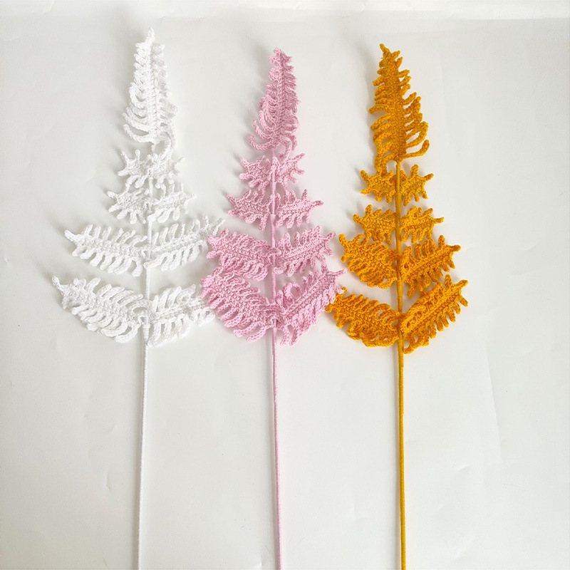 New Flower Bouquet with Fern L - Yarn Home Decor 评论和价格