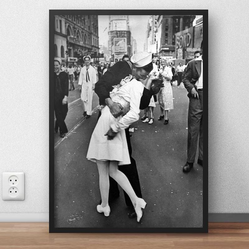 Black and White Victory Kiss V - Victory Home Decor 评论和价格